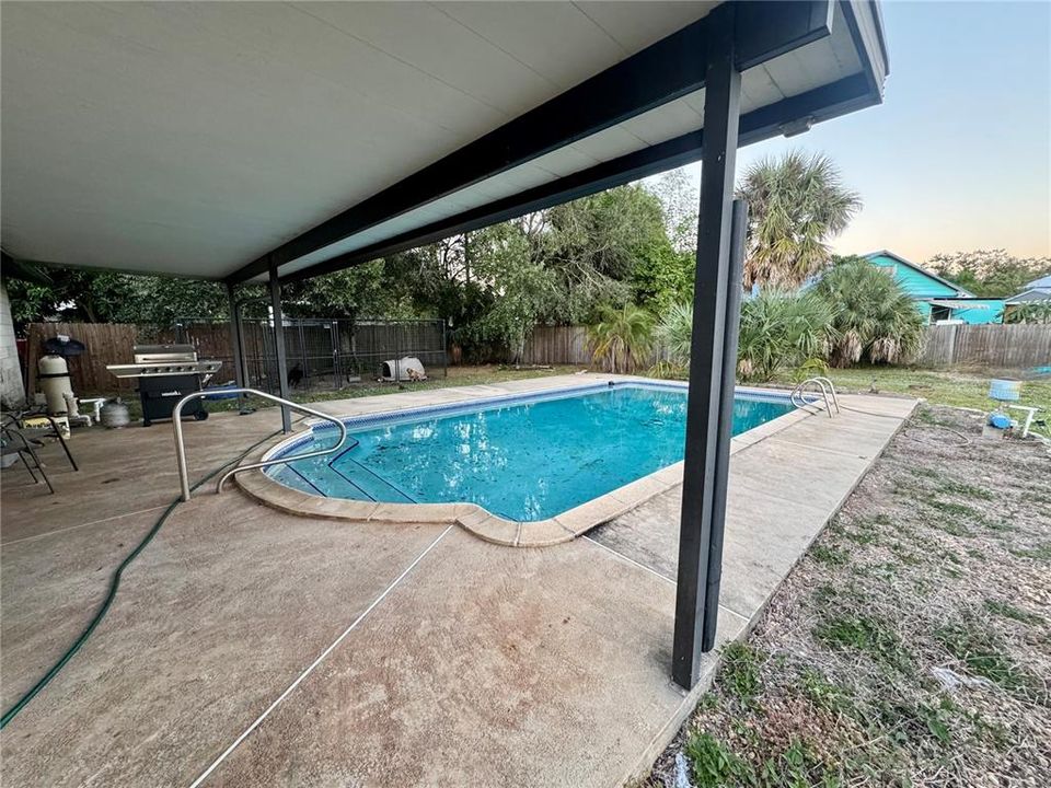 En Venta: $240,000 (3 camas, 2 baños, 1322 Pies cuadrados)