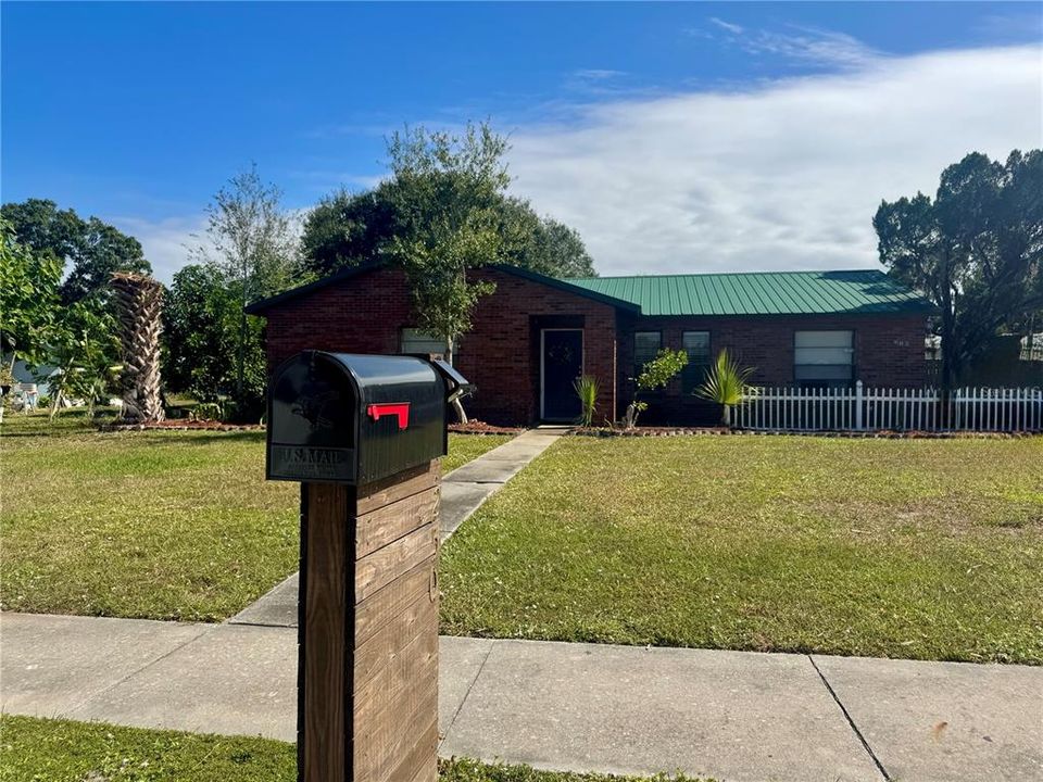 En Venta: $240,000 (3 camas, 2 baños, 1322 Pies cuadrados)