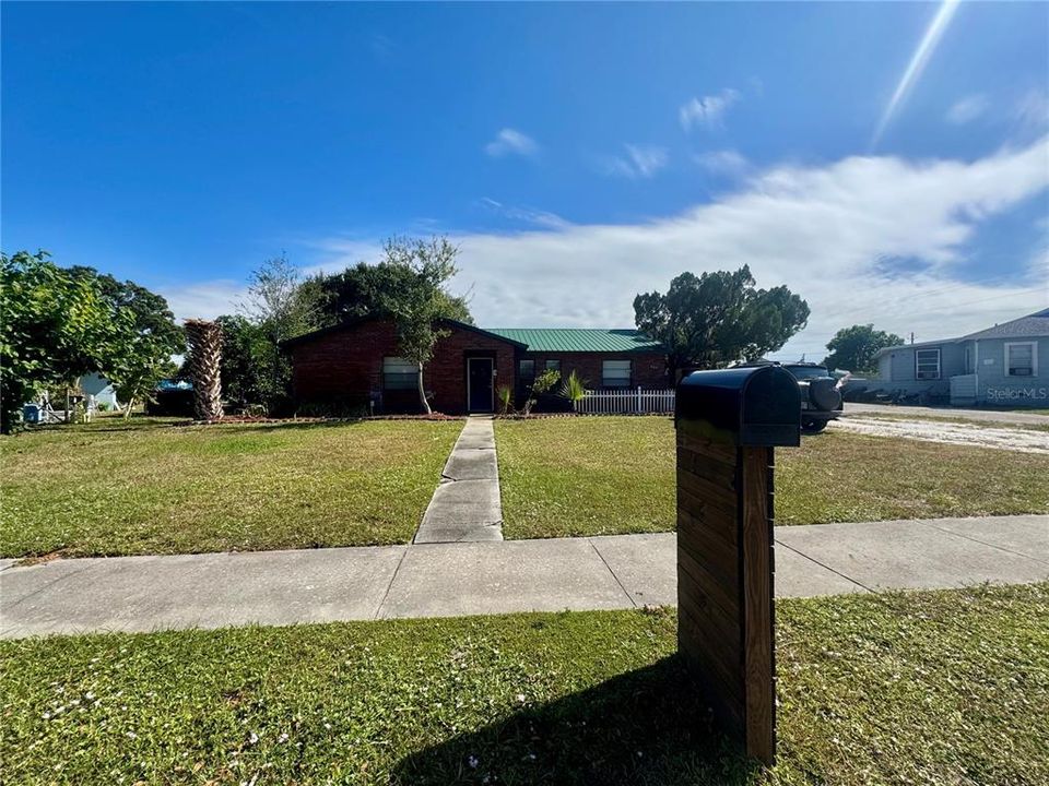 En Venta: $240,000 (3 camas, 2 baños, 1322 Pies cuadrados)