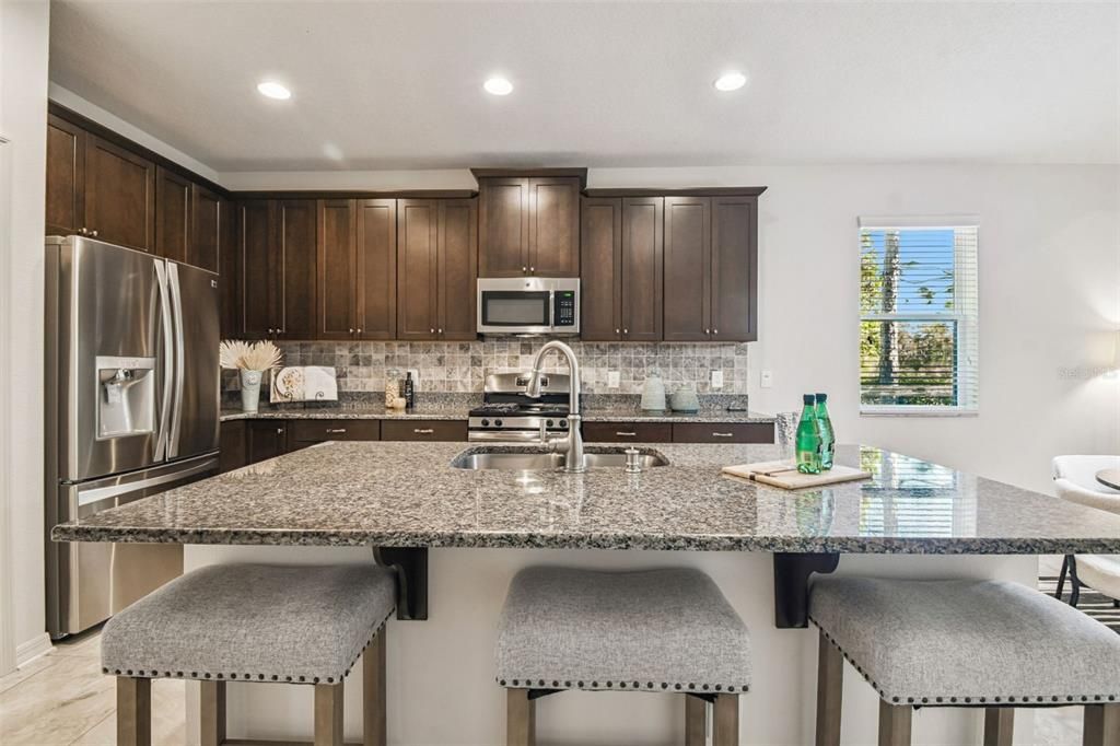 For Sale: $518,000 (3 beds, 2 baths, 1765 Square Feet)