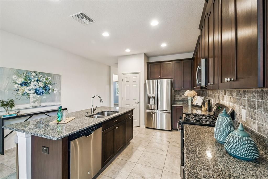 For Sale: $518,000 (3 beds, 2 baths, 1765 Square Feet)