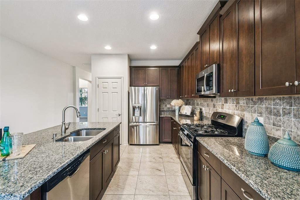 For Sale: $518,000 (3 beds, 2 baths, 1765 Square Feet)