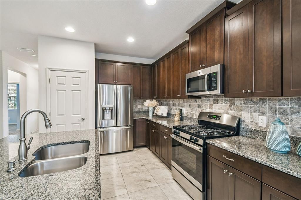 For Sale: $518,000 (3 beds, 2 baths, 1765 Square Feet)