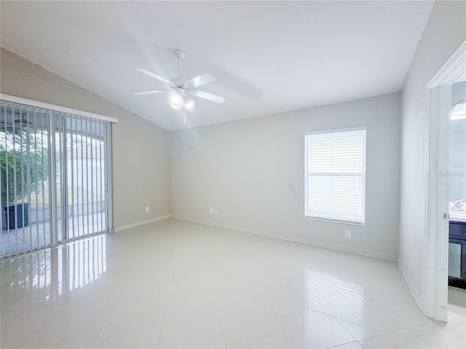 En Venta: $350,000 (3 camas, 2 baños, 1640 Pies cuadrados)