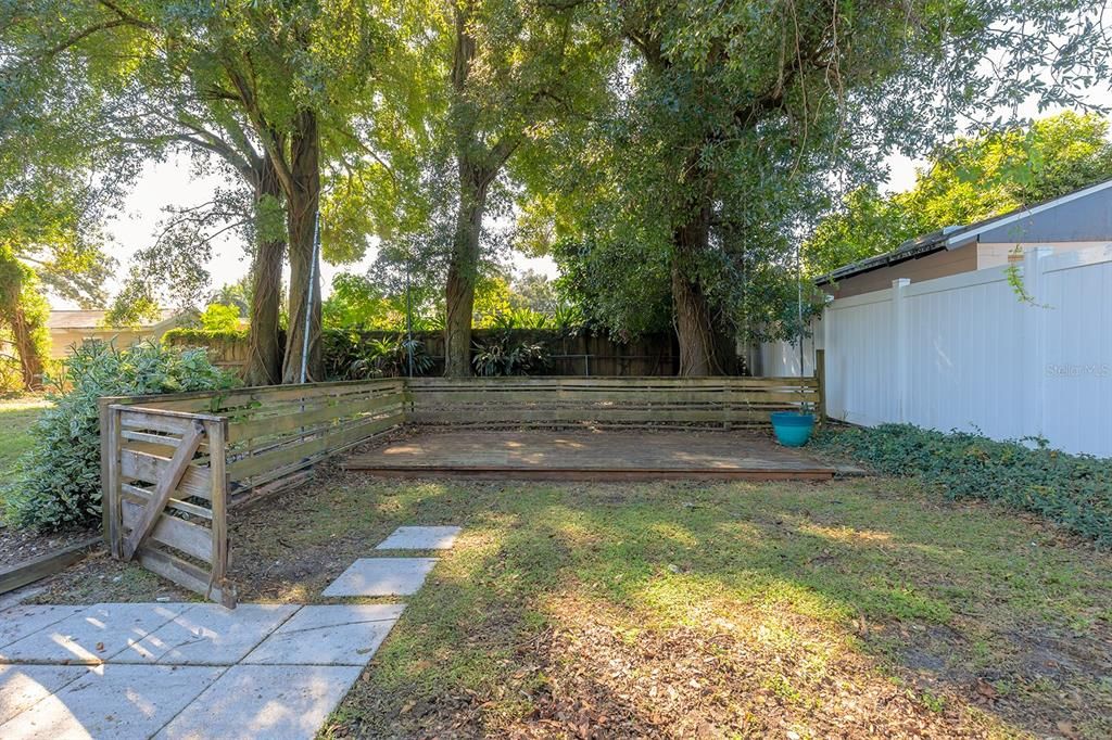 Под контрактом: $365,000 (3 спален, 1 ванн, 1511 Квадратных фут)