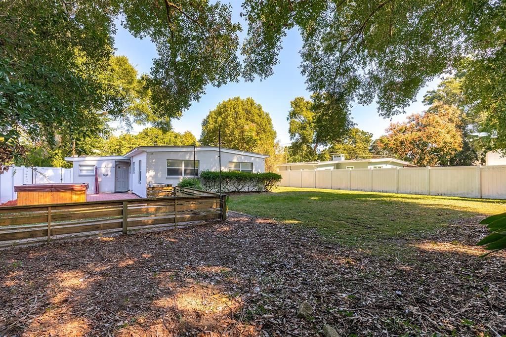 Под контрактом: $365,000 (3 спален, 1 ванн, 1511 Квадратных фут)