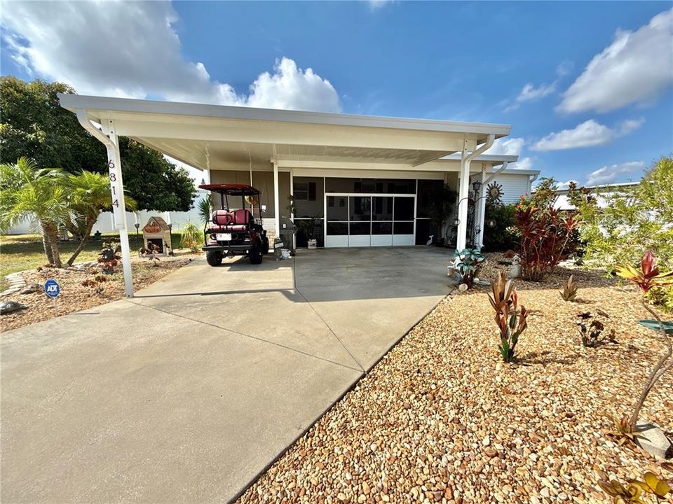 For Sale: $239,988 (2 beds, 2 baths, 960 Square Feet)