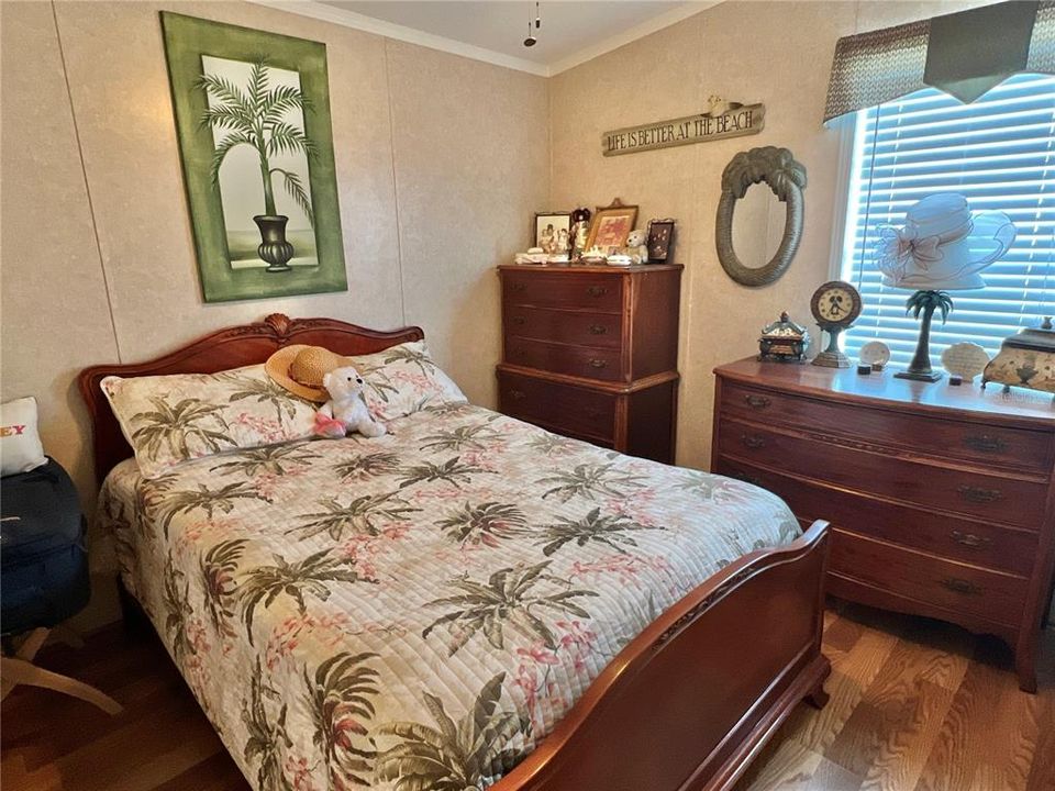 For Sale: $239,988 (2 beds, 2 baths, 960 Square Feet)