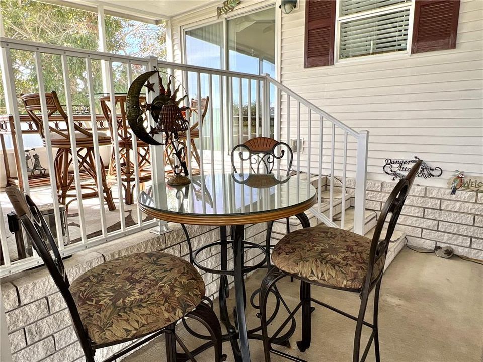 For Sale: $239,988 (2 beds, 2 baths, 960 Square Feet)