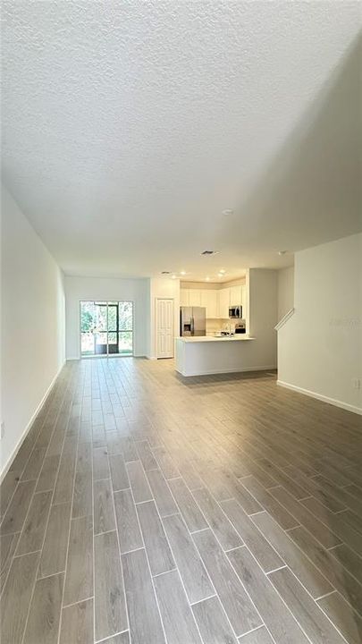 For Rent: $1,675 (3 beds, 2 baths, 1707 Square Feet)