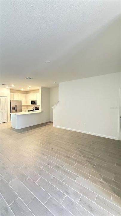 For Rent: $1,675 (3 beds, 2 baths, 1707 Square Feet)