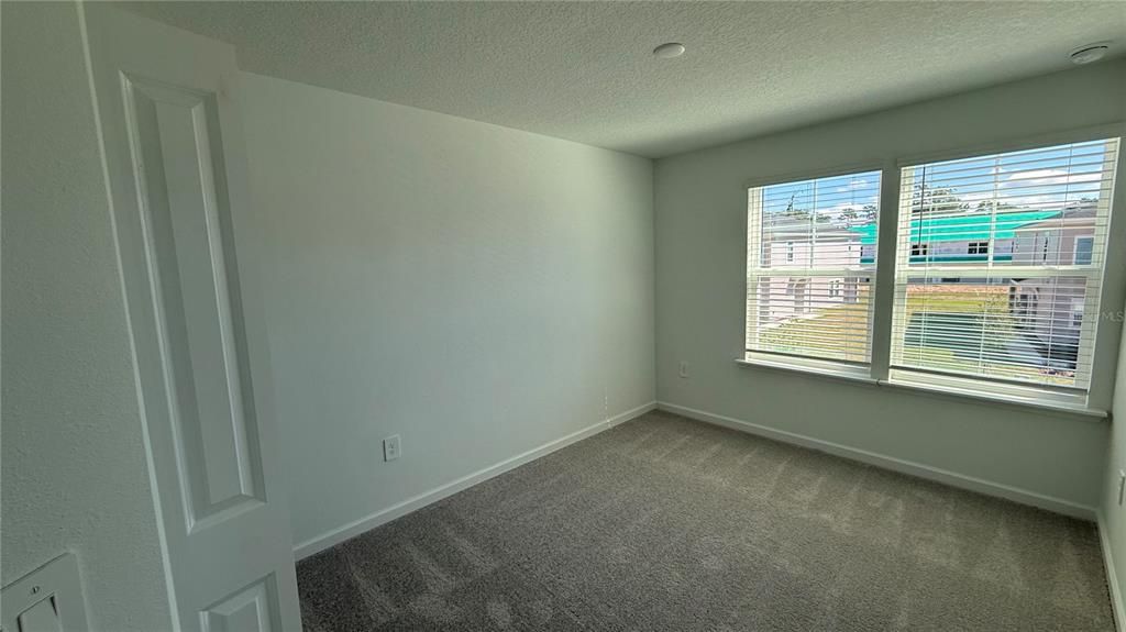 For Rent: $1,675 (3 beds, 2 baths, 1707 Square Feet)