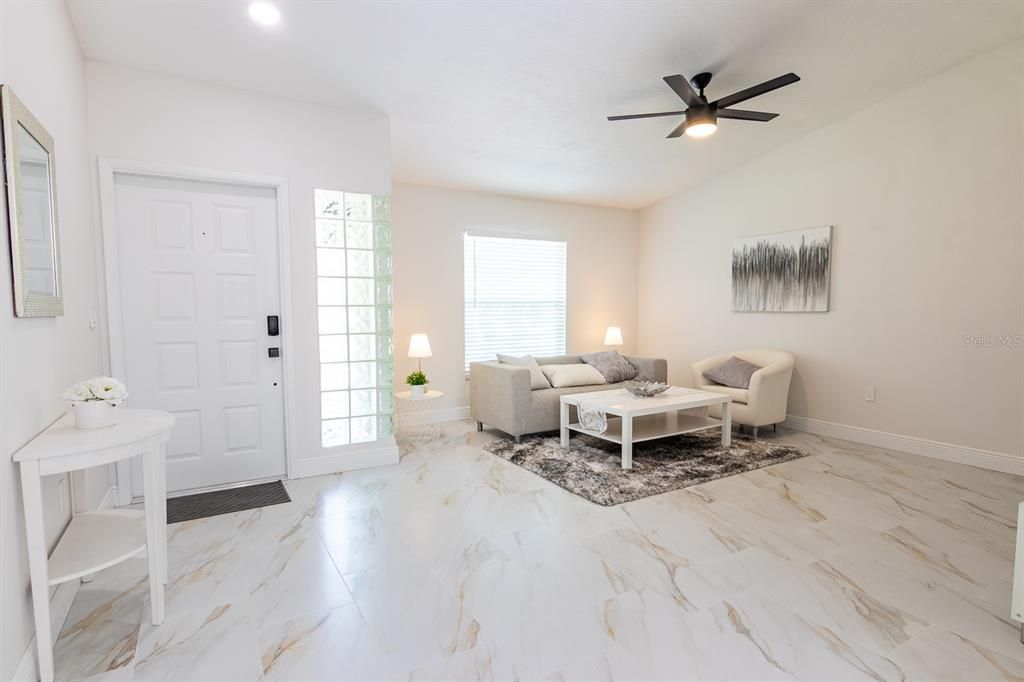 For Sale: $374,777 (3 beds, 2 baths, 1156 Square Feet)