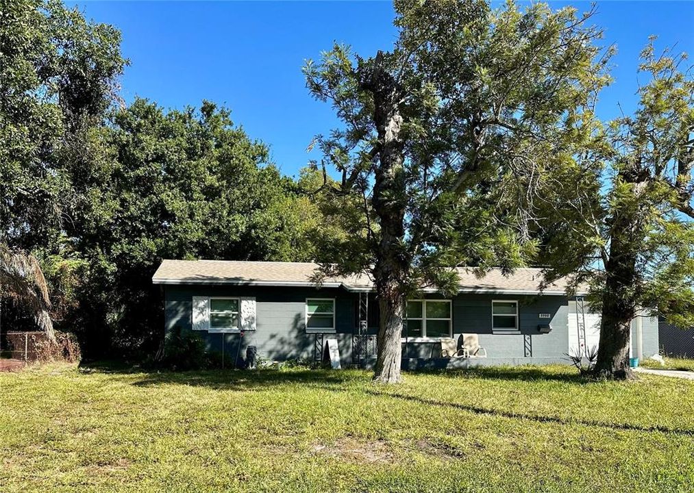 Active With Contract: $219,000 (2 beds, 2 baths, 1154 Square Feet)