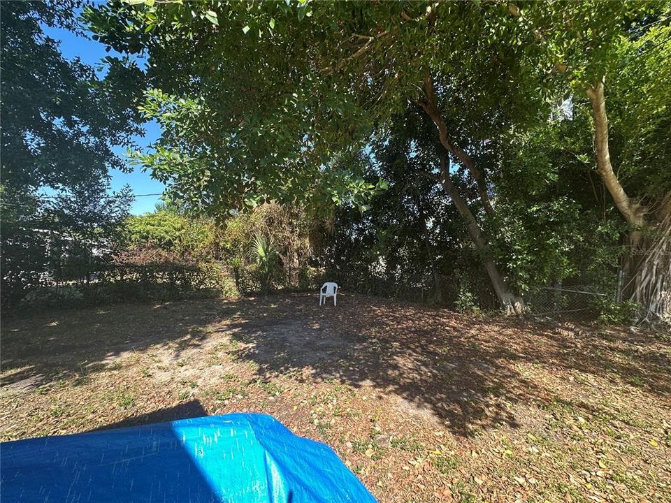 Active With Contract: $219,000 (2 beds, 2 baths, 1154 Square Feet)