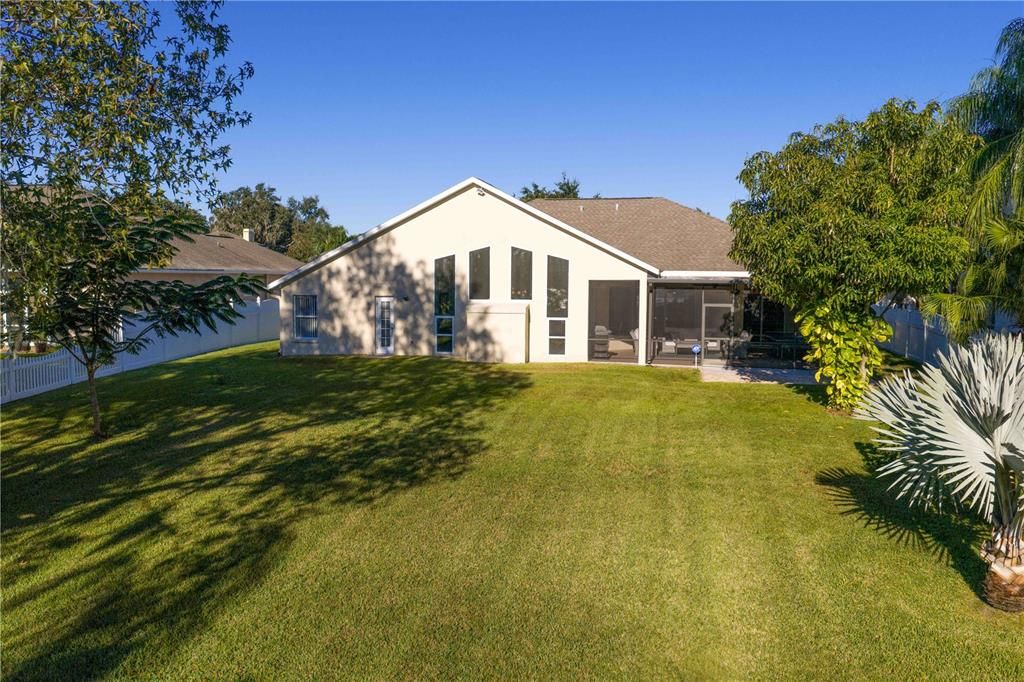 Active With Contract: $675,000 (4 beds, 3 baths, 2807 Square Feet)