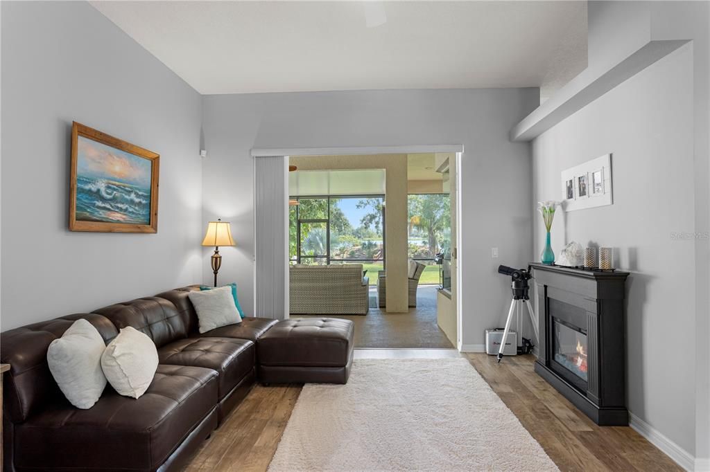 Active With Contract: $675,000 (4 beds, 3 baths, 2807 Square Feet)