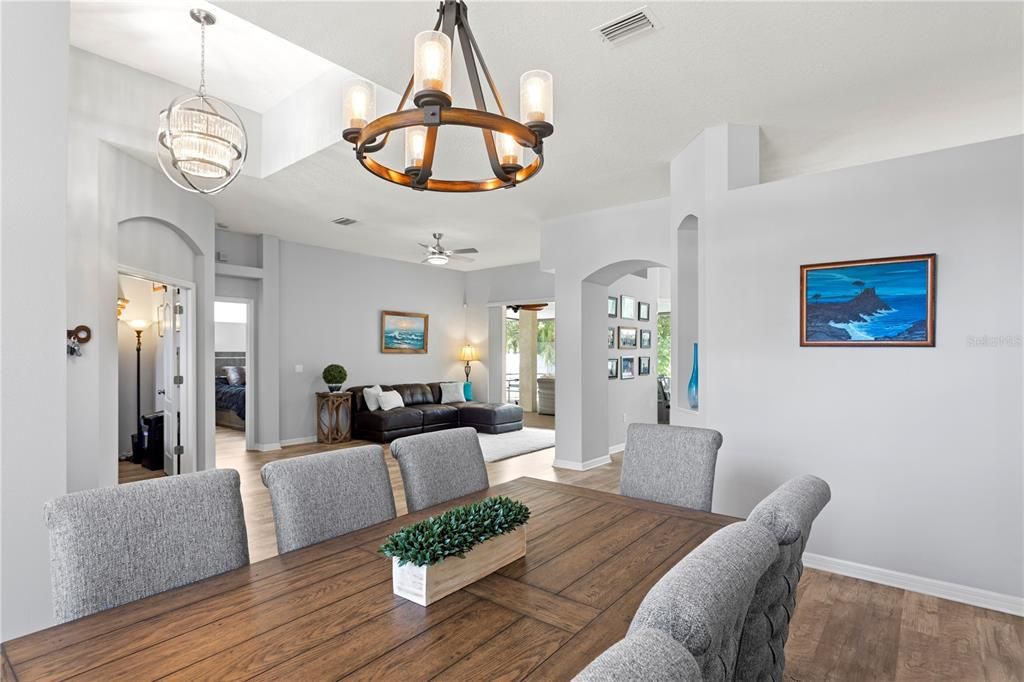 Active With Contract: $675,000 (4 beds, 3 baths, 2807 Square Feet)