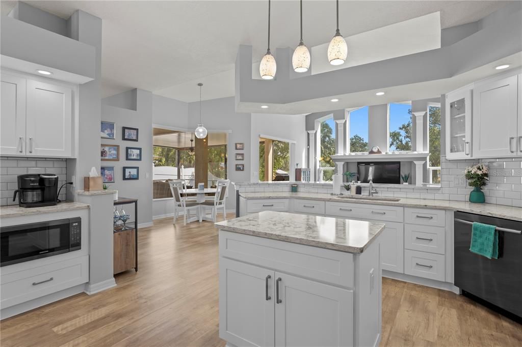 Active With Contract: $675,000 (4 beds, 3 baths, 2807 Square Feet)