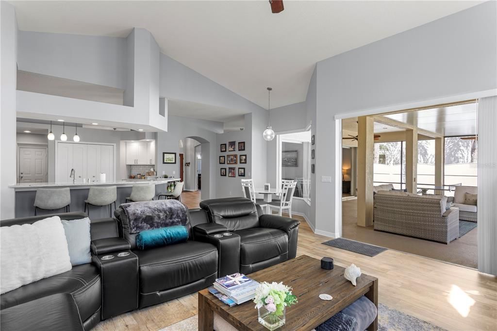 Active With Contract: $675,000 (4 beds, 3 baths, 2807 Square Feet)