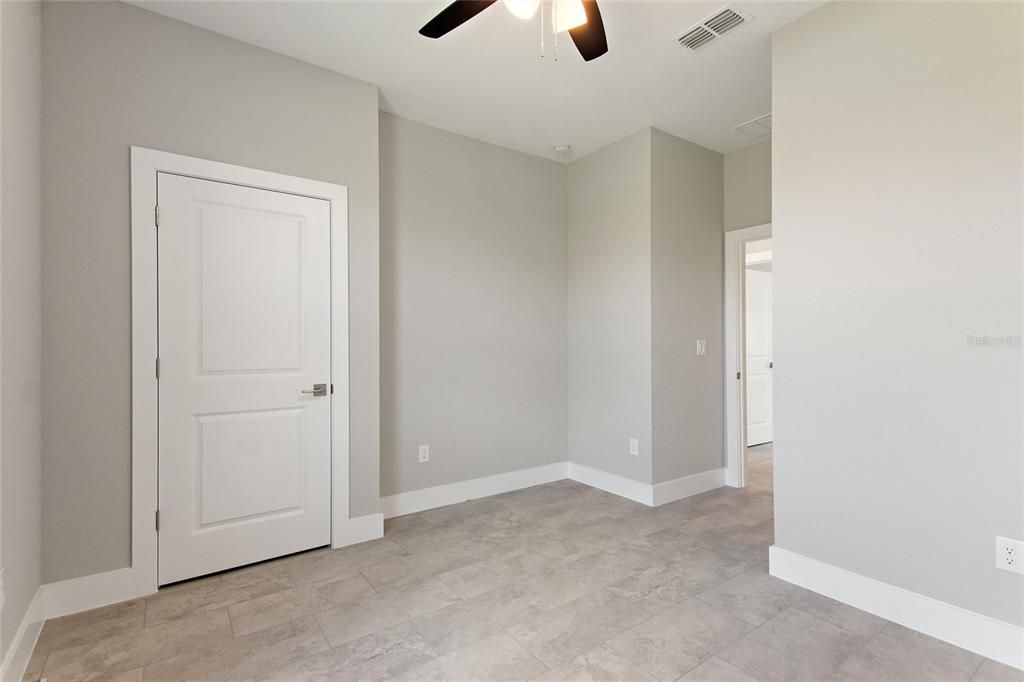 For Sale: $448,000 (4 beds, 2 baths, 1880 Square Feet)