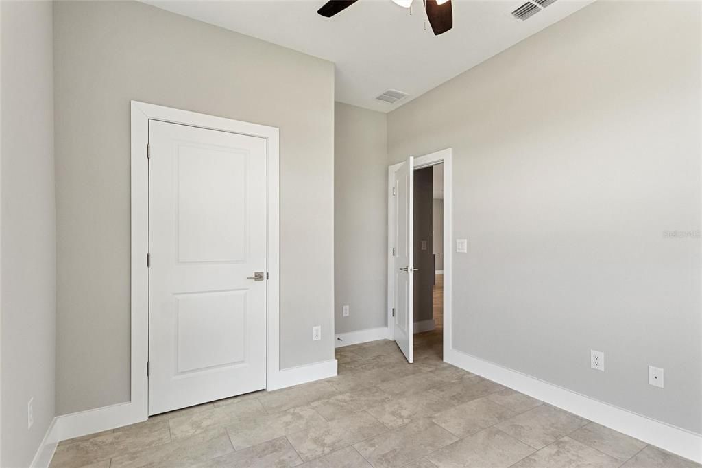 For Sale: $448,000 (4 beds, 2 baths, 1880 Square Feet)