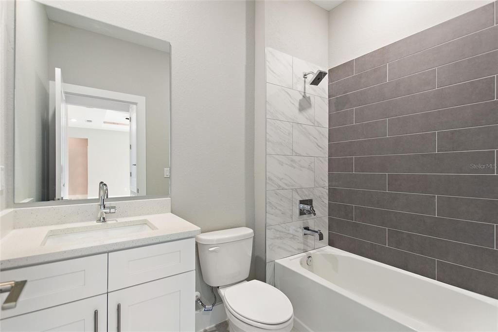 For Sale: $448,000 (4 beds, 2 baths, 1880 Square Feet)