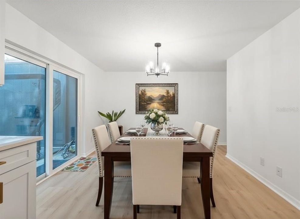 For Sale: $330,000 (2 beds, 1 baths, 1522 Square Feet)