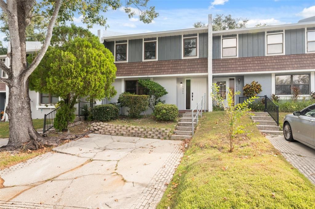 For Sale: $330,000 (2 beds, 1 baths, 1522 Square Feet)