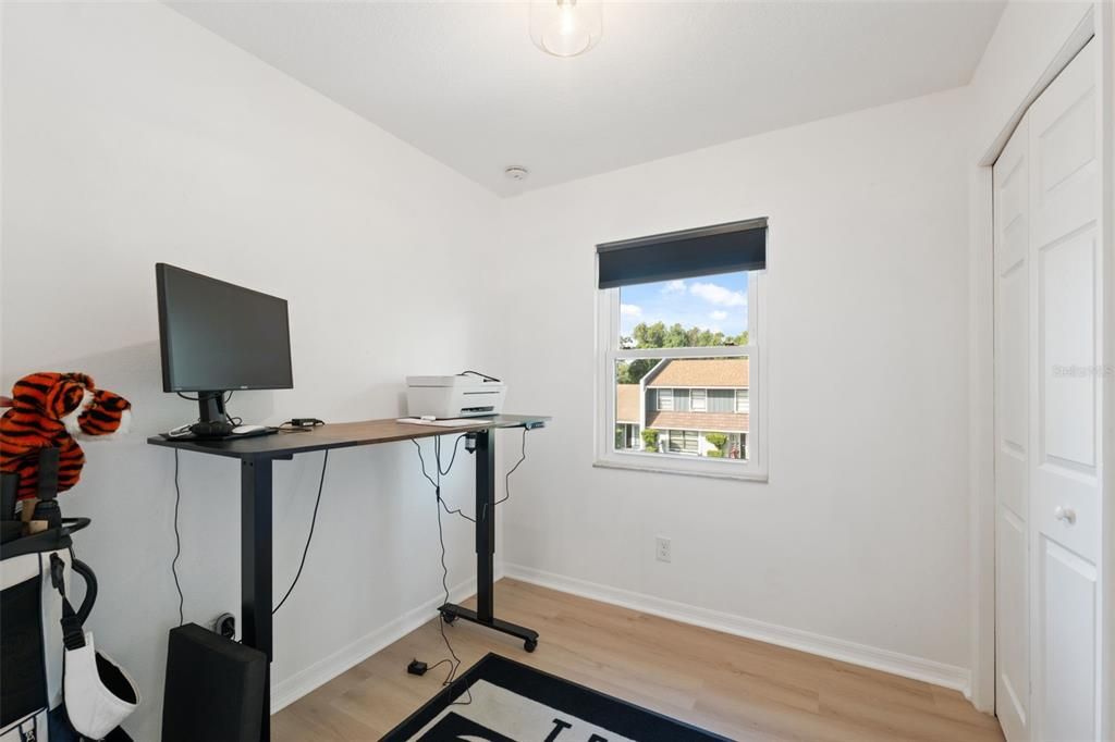 For Sale: $330,000 (2 beds, 1 baths, 1522 Square Feet)