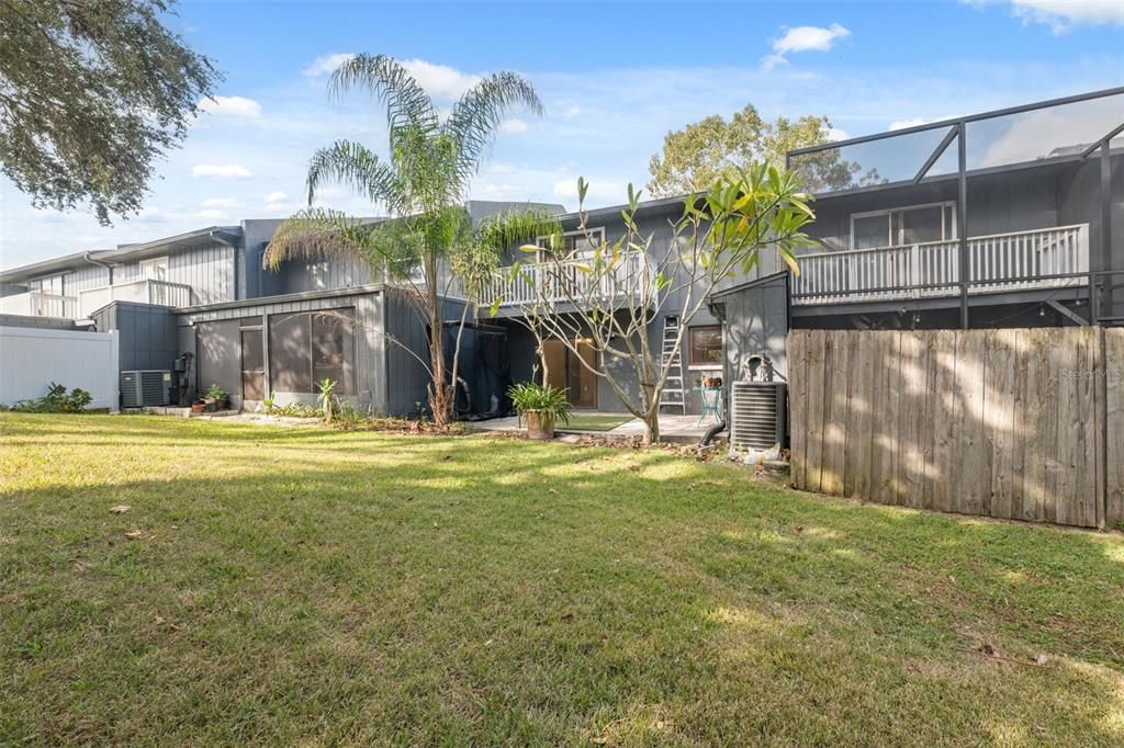 For Sale: $330,000 (2 beds, 1 baths, 1522 Square Feet)