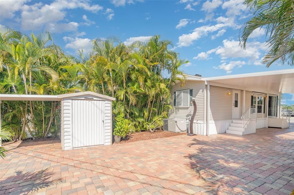 待售: $174,950 (1 贝兹, 1 浴室, 420 平方英尺)