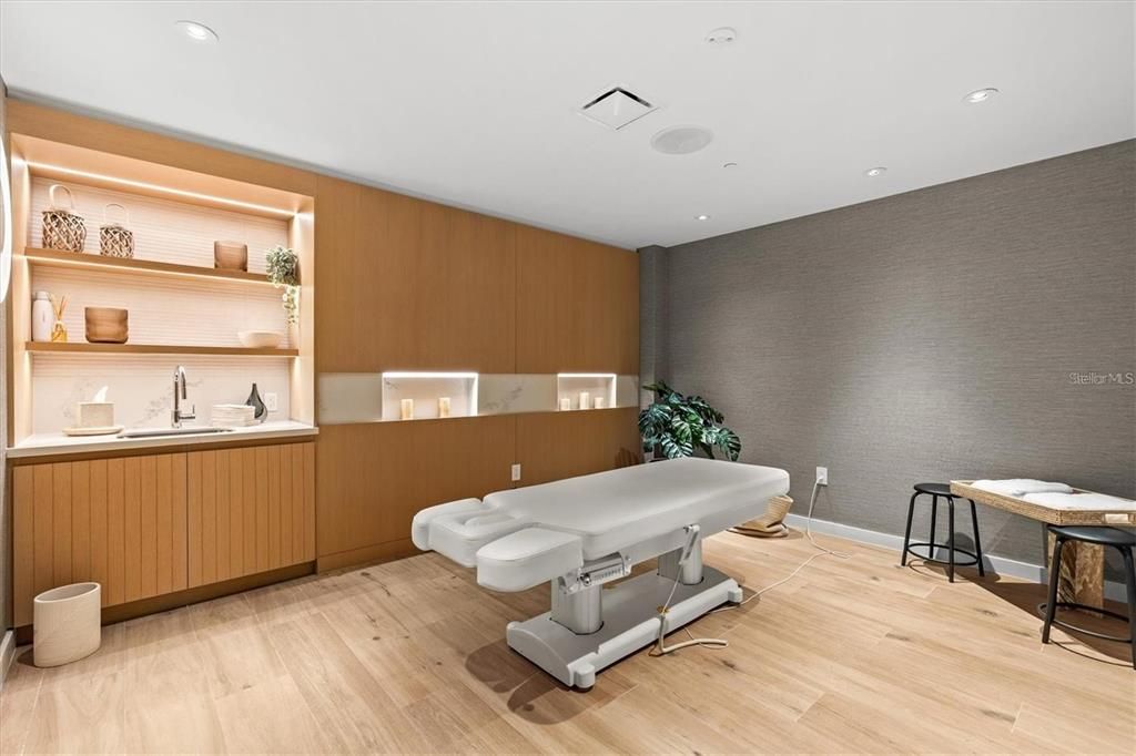 待售: $2,995,500 (3 贝兹, 3 浴室, 2572 平方英尺)