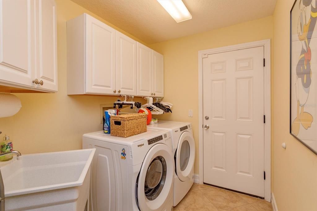 待售: $675,000 (4 贝兹, 2 浴室, 2665 平方英尺)