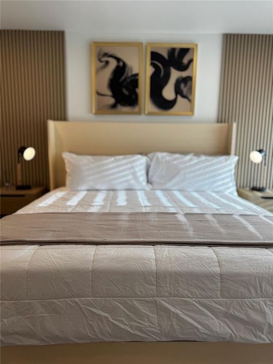 For Rent: $1,250 (1 beds, 1 baths, 300 Square Feet)