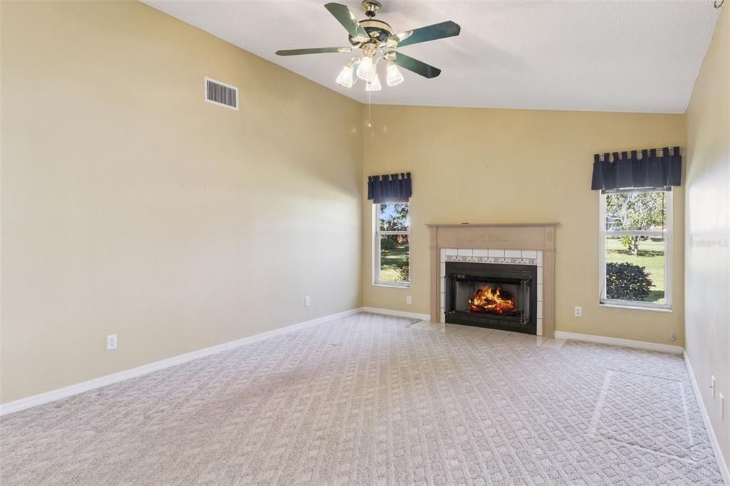 En Venta: $319,900 (3 camas, 2 baños, 2027 Pies cuadrados)