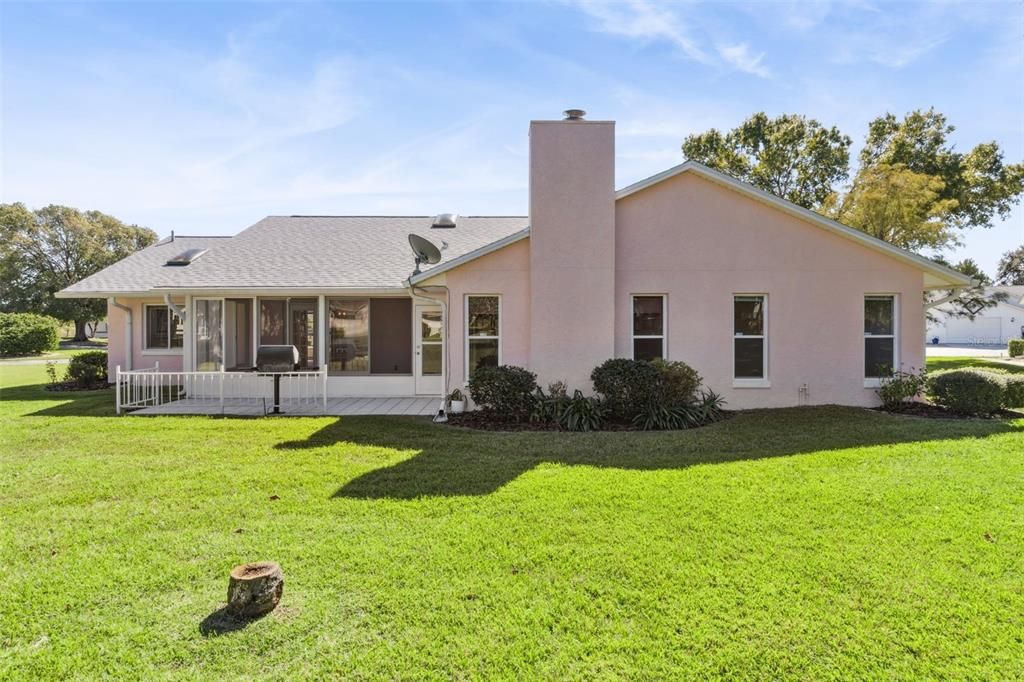 En Venta: $319,900 (3 camas, 2 baños, 2027 Pies cuadrados)