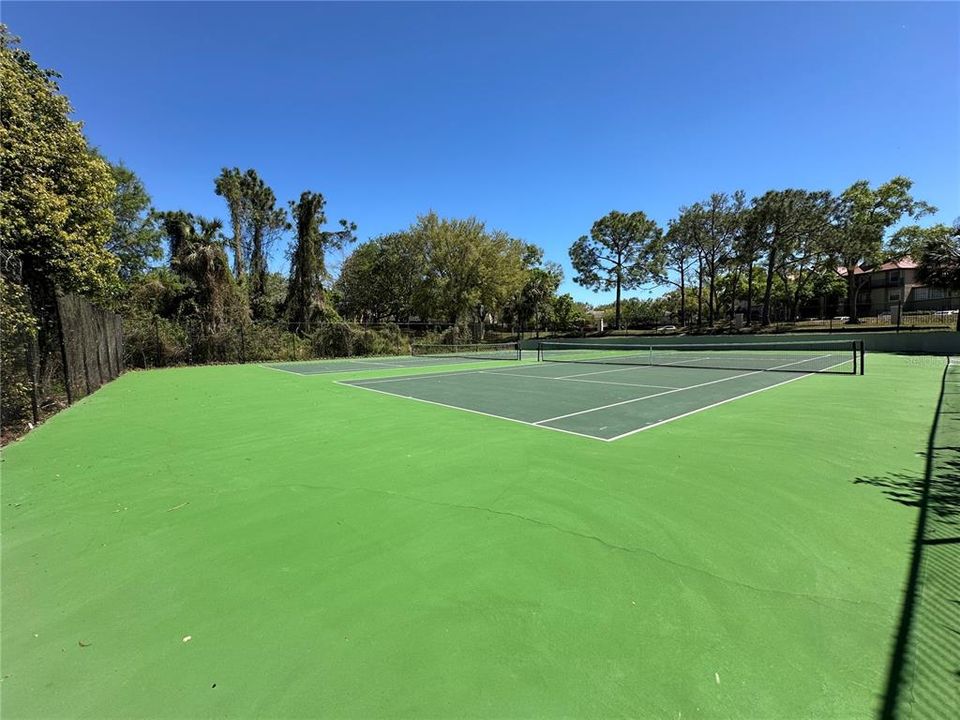 Active With Contract: $1,320 (1 beds, 1 baths, 540 Square Feet)