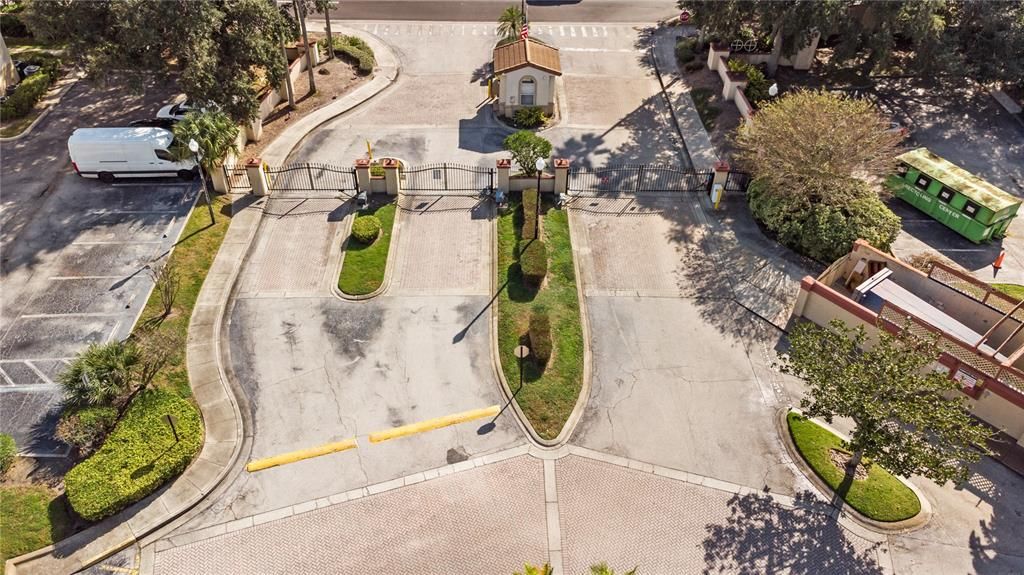 For Sale: $199,900 (3 beds, 2 baths, 1291 Square Feet)