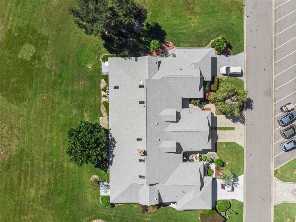 For Sale: $189,900 (2 beds, 2 baths, 1120 Square Feet)