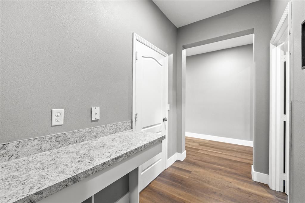 For Sale: $649,000 (4 beds, 3 baths, 2487 Square Feet)