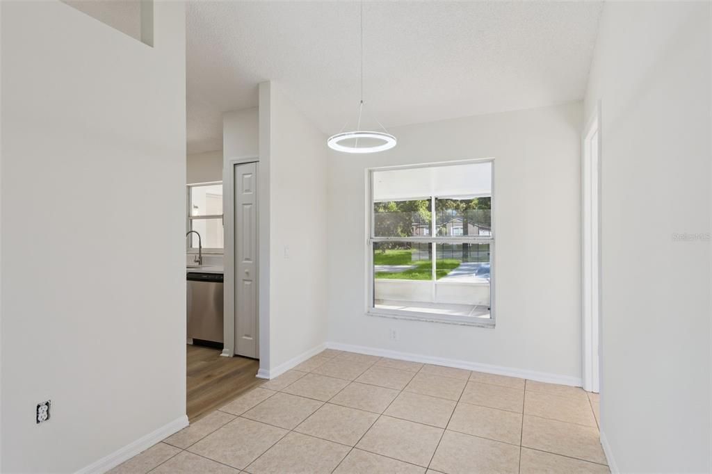 For Sale: $309,900 (3 beds, 2 baths, 1403 Square Feet)