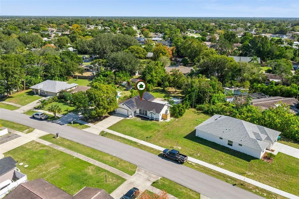 For Sale: $309,900 (3 beds, 2 baths, 1403 Square Feet)