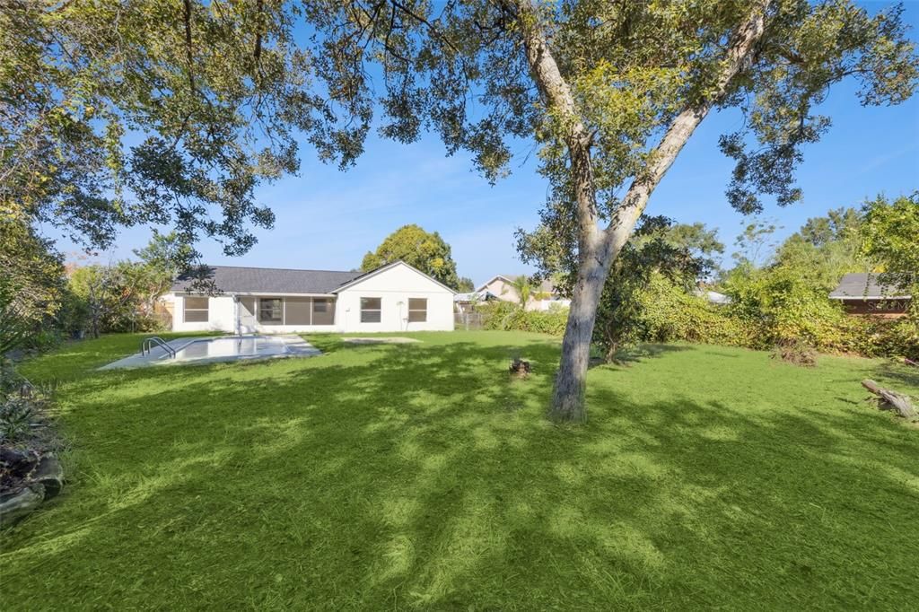 For Sale: $309,900 (3 beds, 2 baths, 1403 Square Feet)