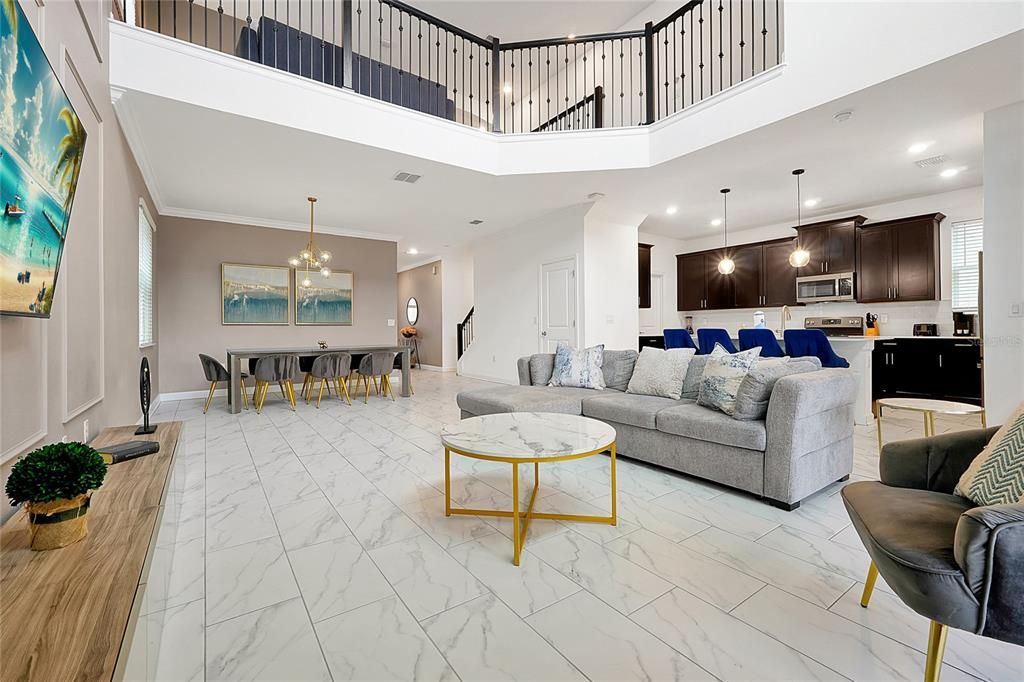 For Sale: $588,000 (5 beds, 5 baths, 3081 Square Feet)