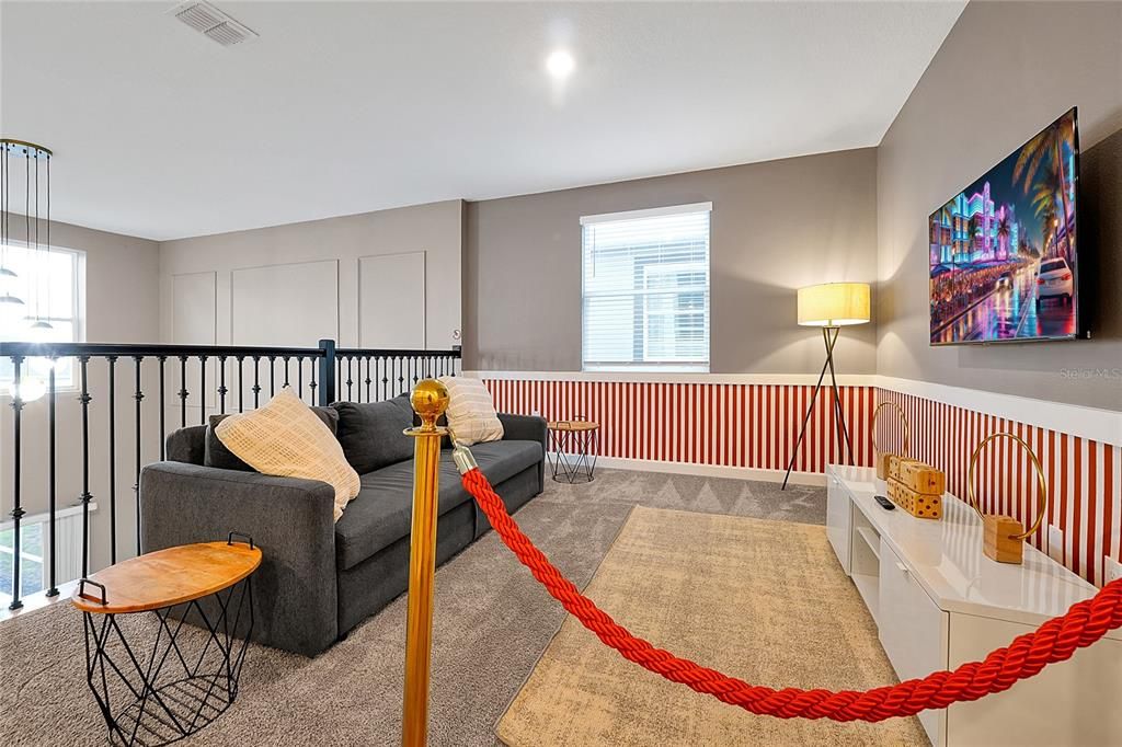 For Sale: $588,000 (5 beds, 5 baths, 3081 Square Feet)