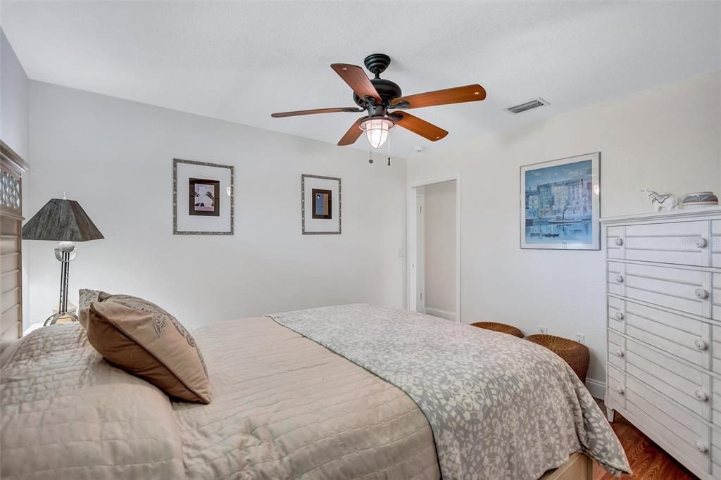 For Sale: $2,475,000 (3 beds, 2 baths, 2224 Square Feet)