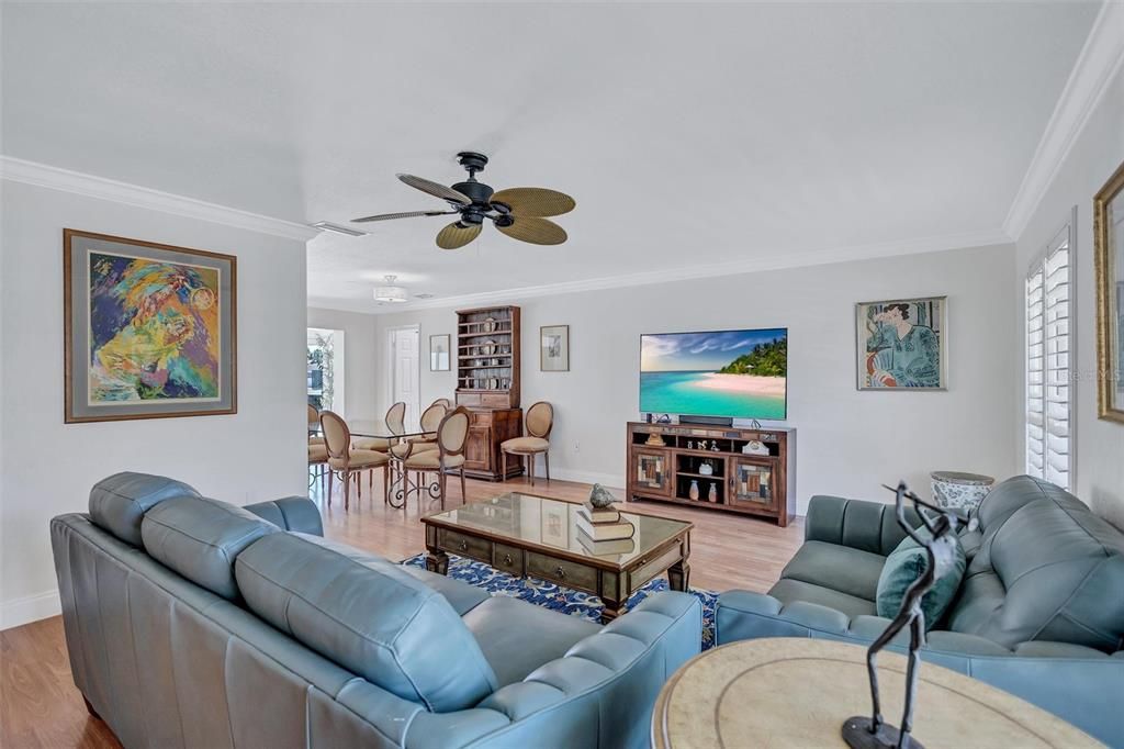 For Sale: $2,475,000 (3 beds, 2 baths, 2224 Square Feet)