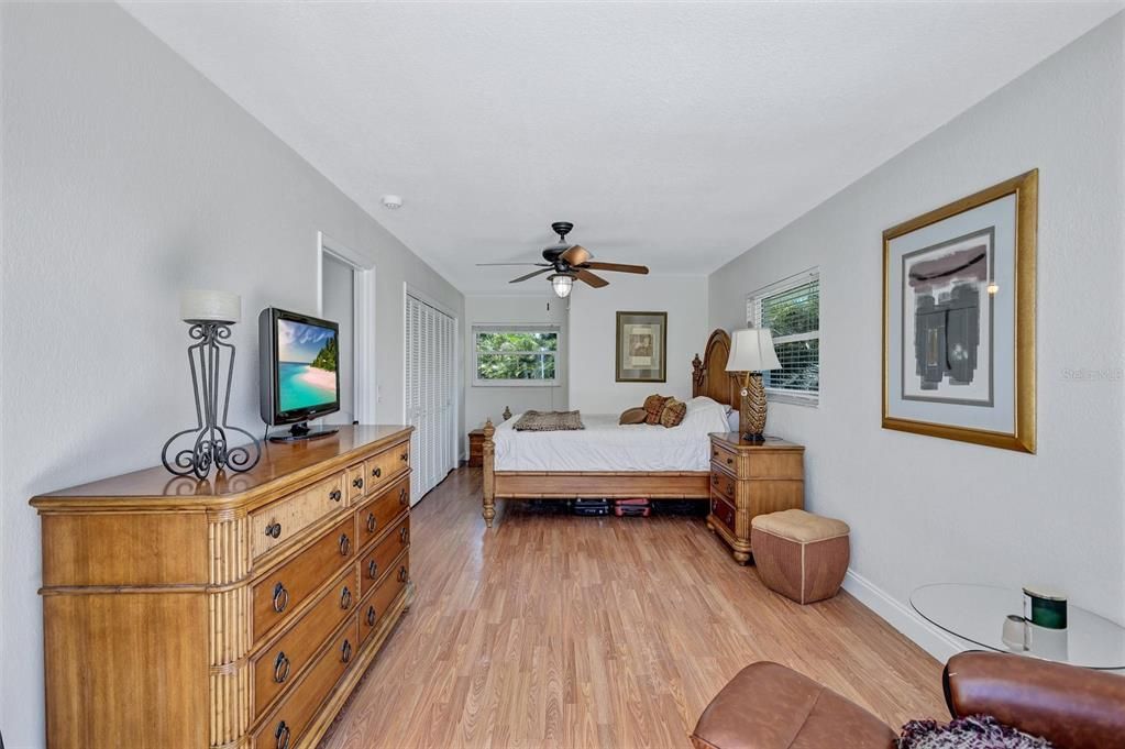 For Sale: $2,475,000 (3 beds, 2 baths, 2224 Square Feet)