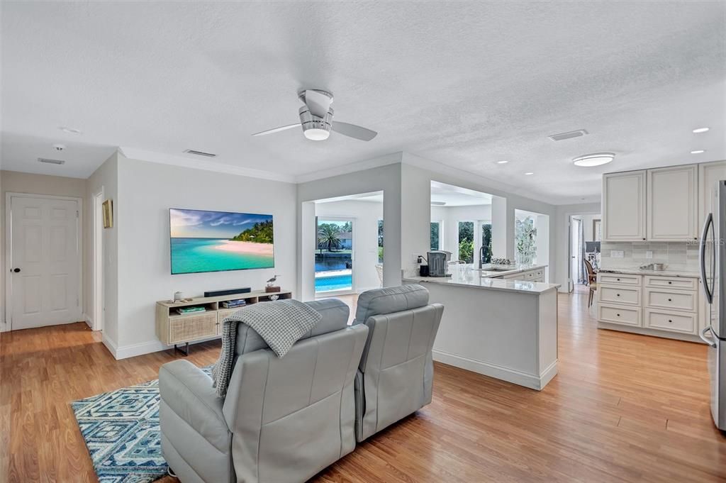 For Sale: $2,475,000 (3 beds, 2 baths, 2224 Square Feet)